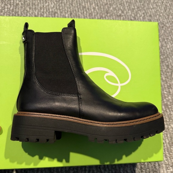 Sam Edelman Laguna Chelsea Boots - Picture 6 of 16